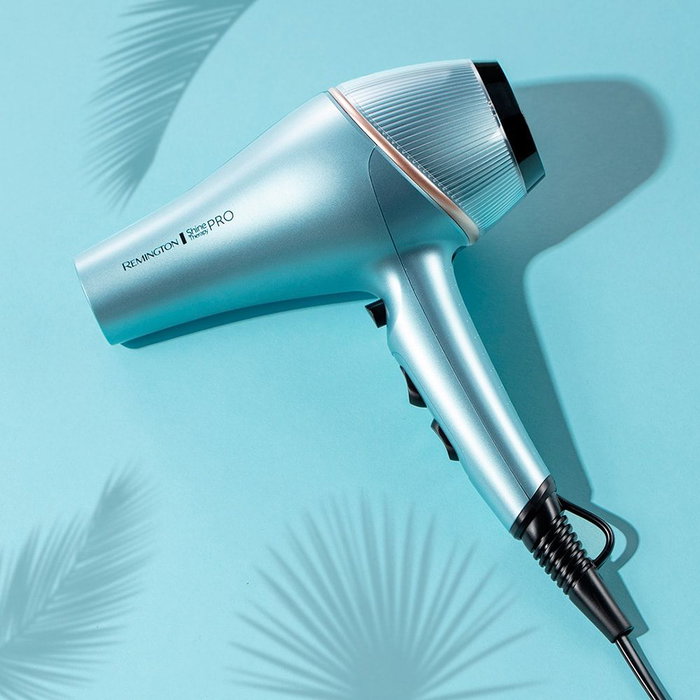 Remington Shine Therapy AC9300 Secateur Cheveux Ionique 2200W Triple Technologie Brillance Anti-Frisottis Air Froid Diffuseur