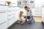 Black+Decker DVB-315-JP Aspirateur Balai Cyclonique Sans Fil 12V Lithium avec Tête Spéciale Poils d'Animaux et Brosse Caoutchouc