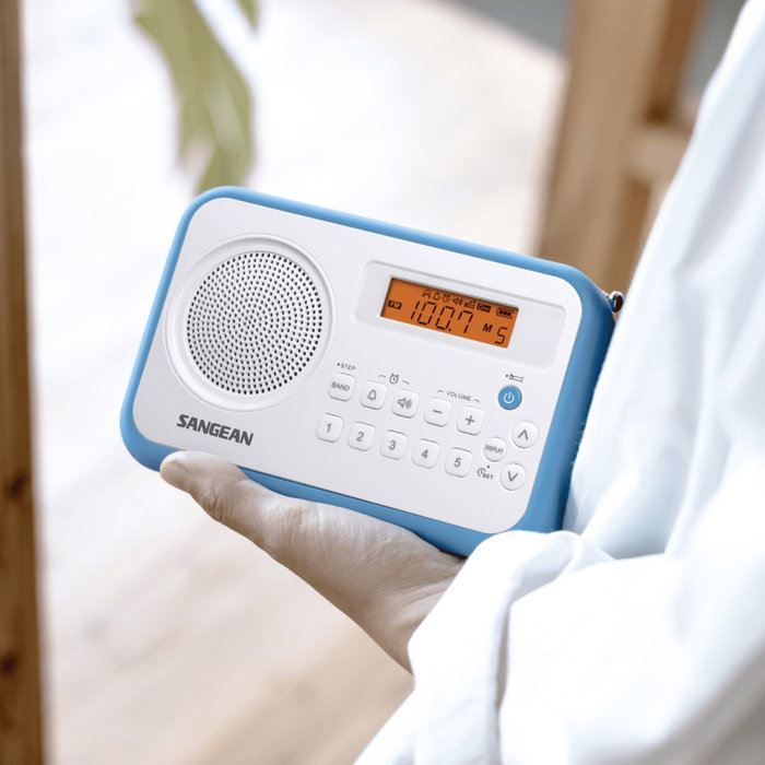 Sangean PR-D18 (Traveller 180) Blanc/Bleu Sangean PR-D18 (Traveller 180) Blanc/Bleu