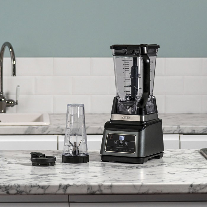 Ninja BN750EU Blender 2-en-1 avec Auto-iQ, 2,1 L, Noir/Argent