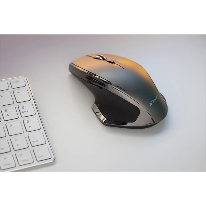 Verbatim Souris Deluxe sans fil 8 boutons Blue LED Gris/Noir Verbatim Souris Deluxe sans fil 8 boutons Blue LED Gris/Noir