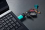 Kingston DataTraveler Exodia M Clé USB 256GB USB 3.2 Gen 1 - Noir et Turquoise - Stockage Portable avec Capuchon et Anneau