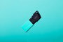 Kingston DataTraveler Exodia M Clé USB 256GB USB 3.2 Gen 1 - Noir et Turquoise - Stockage Portable avec Capuchon et Anneau