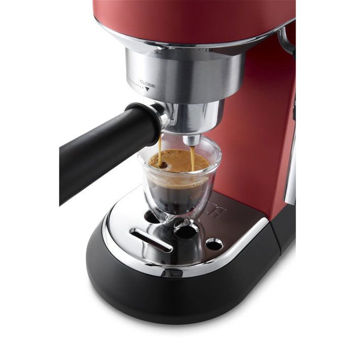 De'Longhi Dedica Style EC685.R Rouge De'Longhi Dedica Style EC685.R Rouge