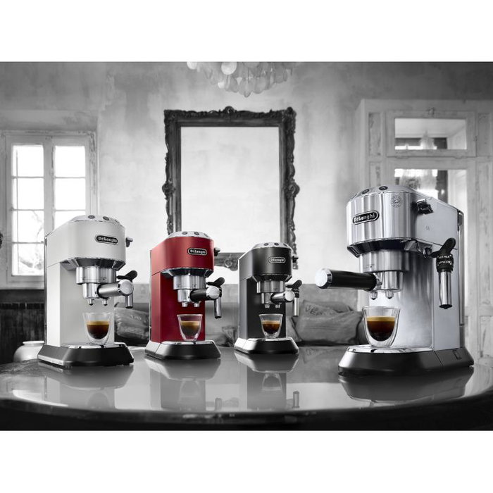 De'Longhi Dedica Style EC 685.BK Noir De'Longhi Dedica Style EC 685.BK Noir