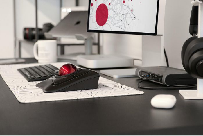 Kensington Expert Mouse Trackball sans fil ambidextre - Bluetooth 4.0 LE / nano USB récepteur - Molette Scroll Ring - Logiciel TrackballWorks - Avec repose-poignet Kensington Expert Mouse Trackball sans fil ambidextre - Bluetooth 4.0 LE / nano USB récepteur - Molette Scroll Ring - Logiciel TrackballWorks - Avec repose-poignet