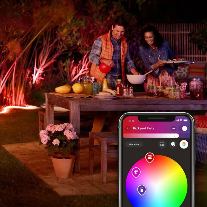 Philips Hue Ruban LED Extérieur 5 mètres Flexible Lumière Diffuse pour Ambiance Extérieure