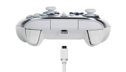 PowerA Manette avec câble améliorée pour Xbox Series X/S - Xbox One - Windows 10/11 - Métallique Ice - Réf. 1516986-02