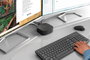 HP Souris sans fil Creator 930 Silver - Ergonomique pour la création, avec boutons personnalisables, molette, silencieuse, USB-C rechargeable, capteur Track-on-glass