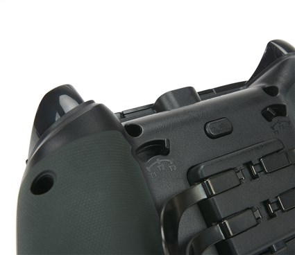 PowerA FUSION Pro 2 Manette Filaire pour Xbox Series X/S Noir/Blanc - 1516954-01 - Avec 4 gâchettes programables, double vibration, bouton Partager et étui