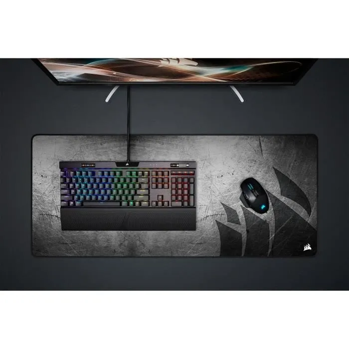 CORSAIR MM350 PRO Tapis de souris gamer étendu XL - Surface premium résistante aux éclaboussures - 930 x 400 mm, épaisseur 5 mm, noir (CH-9413771-WW)