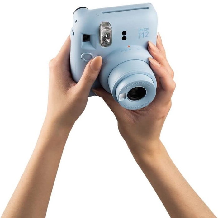 Fujifilm Appareil photo instantané Instax Mini 12 Flash - Bleu pastel - exposition automatique - mode selfie - compact