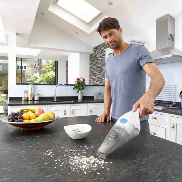 Black+Decker NVC115JL Dustbuster Cyclonique sans fil