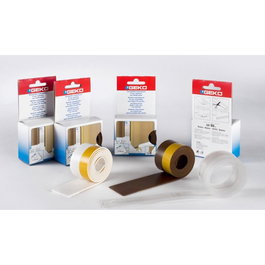 Geko Bas de porte autoadhésif en PVC expansé transparent 38 mm x 100 cm