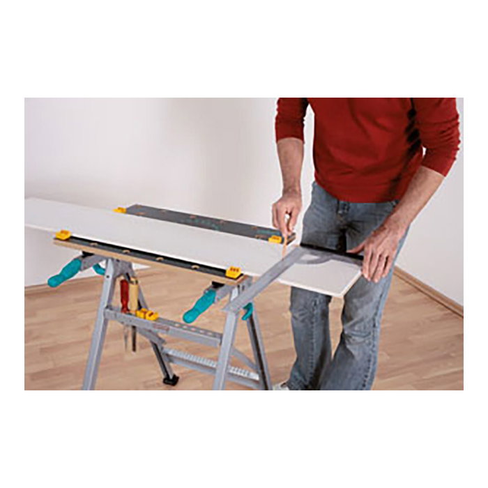 Wolfcraft 1424295 - Établi de serrage avec châssis renforcé en aluminium 64,5x30 cm / 45x80 cm usage professionnel et domestique Wolfcraft 1424295 - Établi de serrage avec châssis renforcé en aluminium 64,5x30 cm / 45x80 cm usage professionnel et domestique