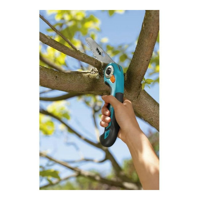Gardena Scie à élaguer repliable 135 P - Lame 135mm Gardena Scie à élaguer repliable 135 P - Lame 135mm