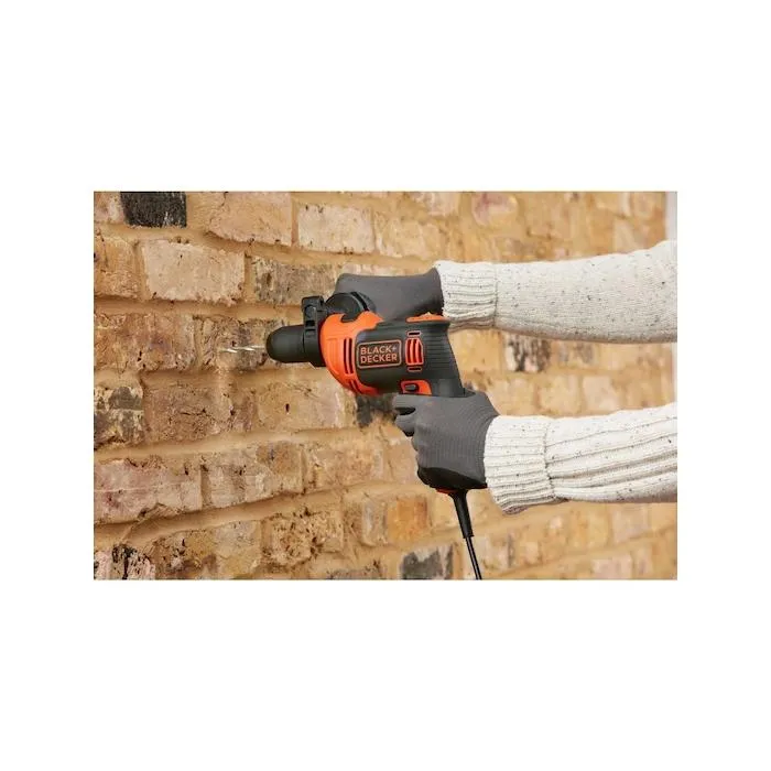 Black + Decker Perceuse à percussion 1 vitesse 710 Watt BEH710K-QS Black + Decker Perceuse à percussion 1 vitesse 710 Watt BEH710K-QS