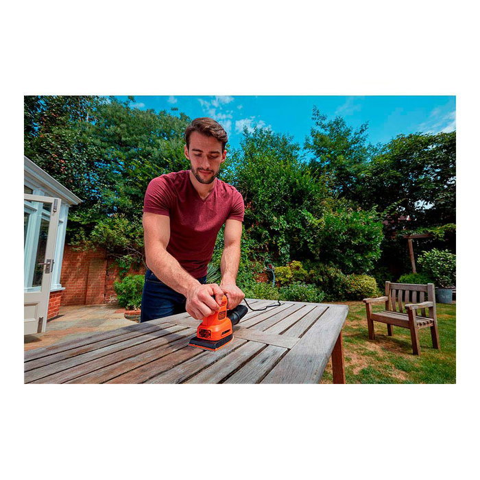 Black + Decker BEW200 Multiponceuse filaire 200W