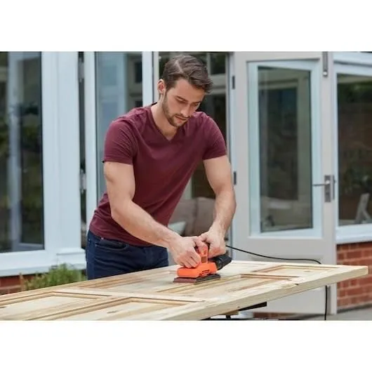 Black+Decker Ponceuse Orbitale 150W BEW220-QS 0763963 pour Bois et Métal