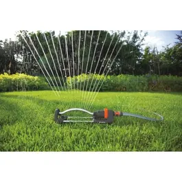 Gardena Aqua S - Arroseur oscillant pour surface jusqu'à 220 m², portée 17 m, résistant UV et gel