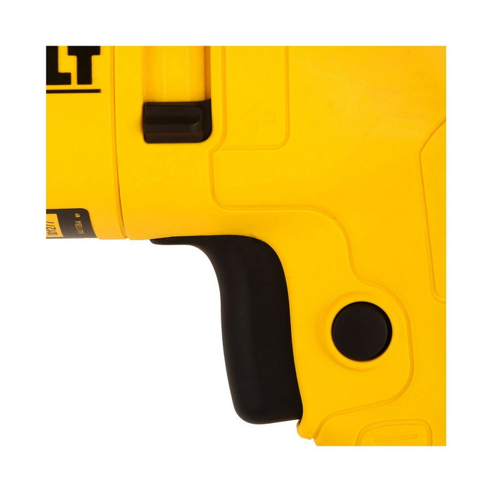 DEWALT D25033K Marteau perforateur combiné léger 710W SDS-Plus DEWALT D25033K Marteau perforateur combiné léger 710W SDS-Plus