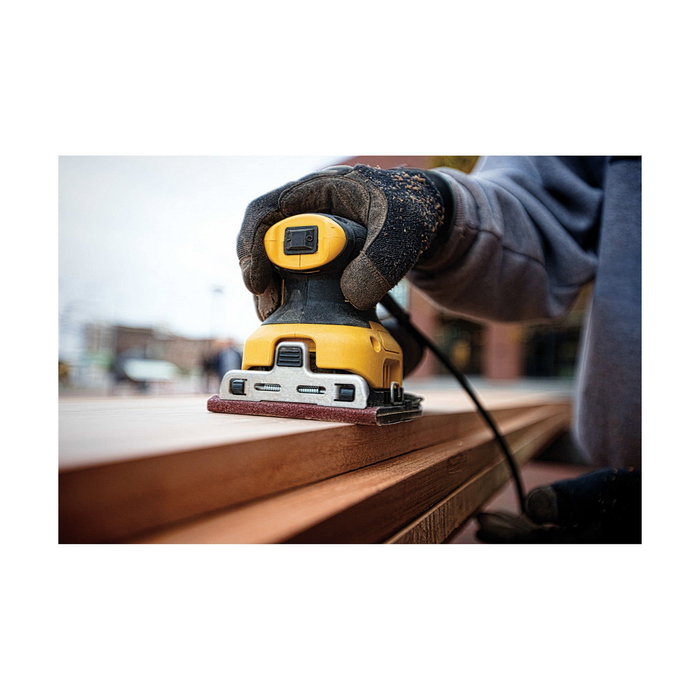 DEWALT Dwe6411-Qs Ponceuse Orbitale 230W DEWALT Dwe6411-Qs Ponceuse Orbitale 230W