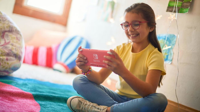 Nintendo Switch Lite Corail