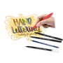 Alpino Set Lettering Color Experience AR000701 - Kit d'initiation au lettering avec 24 marqueurs pinceau, stylos à pointe fine, double pointe, crayon et gomme