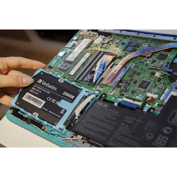 Verbatim Vi550 S3 256 Go SSD 2,5 pouces SATA III Verbatim Vi550 S3 256 Go SSD 2,5 pouces SATA III