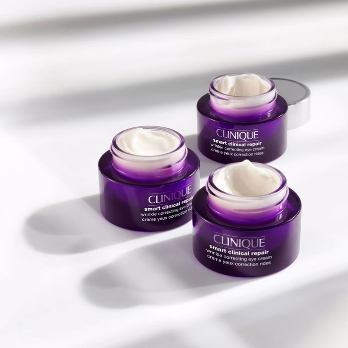 Clinique SMART CLINICAL Repair Crème pour les Yeux 15 ml