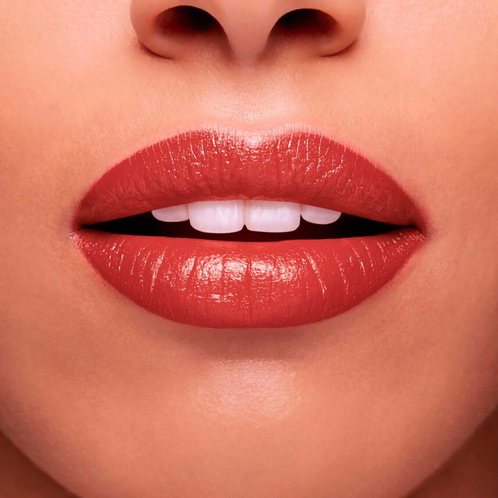 Clarins Joli Rouge Recharge #737 Rouge à Lèvres Hydratant Finition Satinée 3,5g Clarins Joli Rouge Recharge #737 Rouge à Lèvres Hydratant Finition Satinée 3,5g