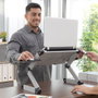 InnovaGoods Omnible Table Réglable pour Ordinateur Portable