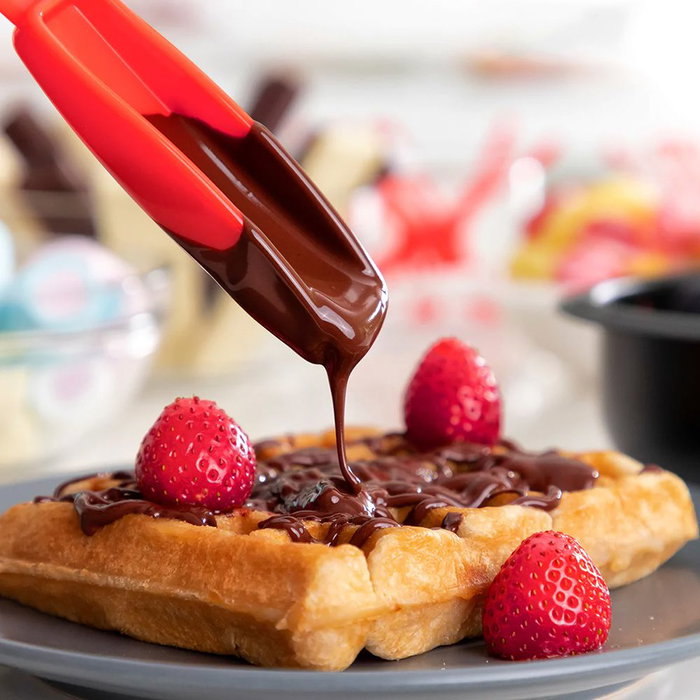 Innovagoods Fondue de chocolat 300 ml 25 W avec accessoires (1 spatule, 10 fourchettes, 10 pics)